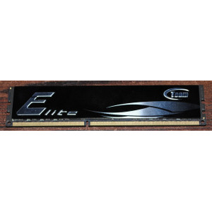 Оперативна пам'ять DIMM TEAM 8Gb DDR3 1333MHz (TED38G1333HC9BK)