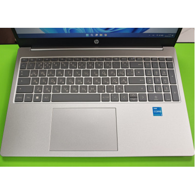 Ноутбук HP 15-fd0015ng 15.6"/ Intel i3-N305/ RAM 16GB/ SSD 256GB/ Intel UHD Graphics